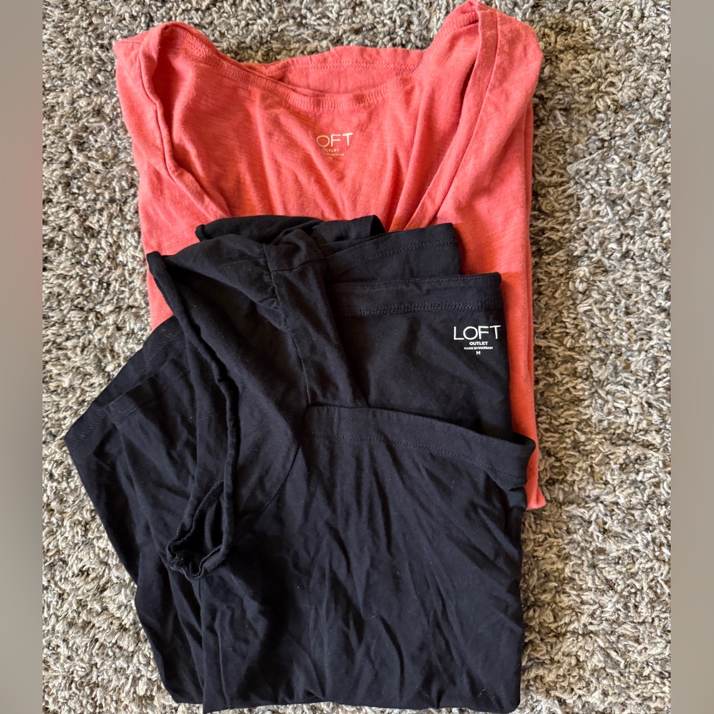 LOFT Black and Pink Short Sleeve Tee